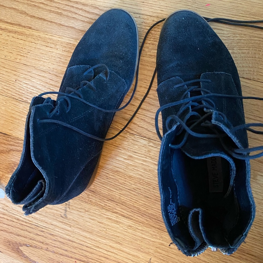 Steve Madden black booties